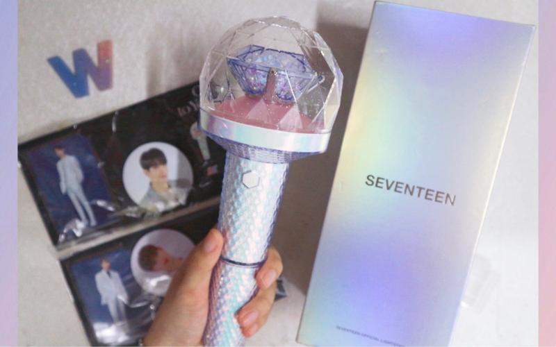 Seventeen Light Stickһ